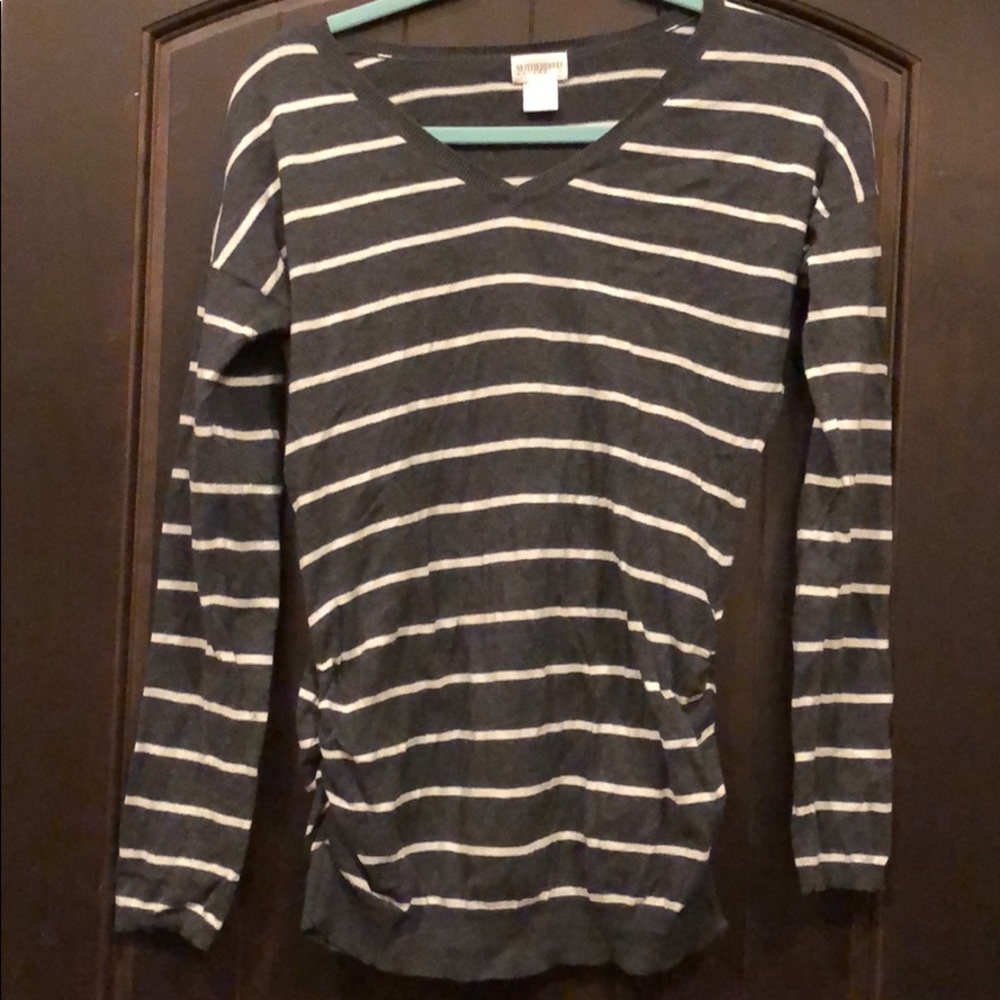 Long sleeve maternity sweater